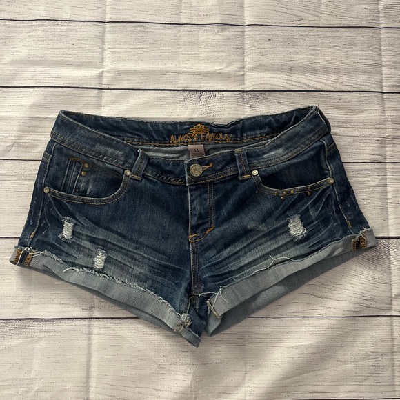 Almost Famous Pants - Almost Famous shorts